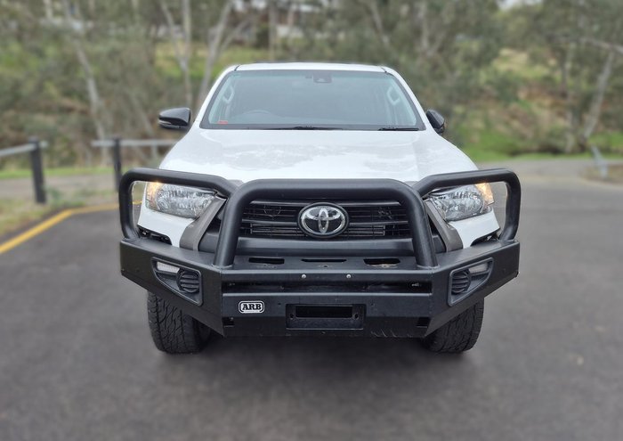 2021 Toyota Hilux SR