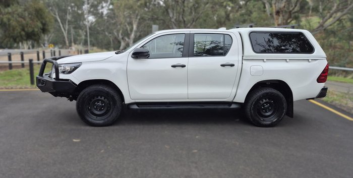 2021 Toyota Hilux SR