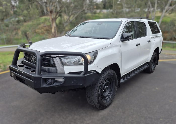 2021 Toyota Hilux SR