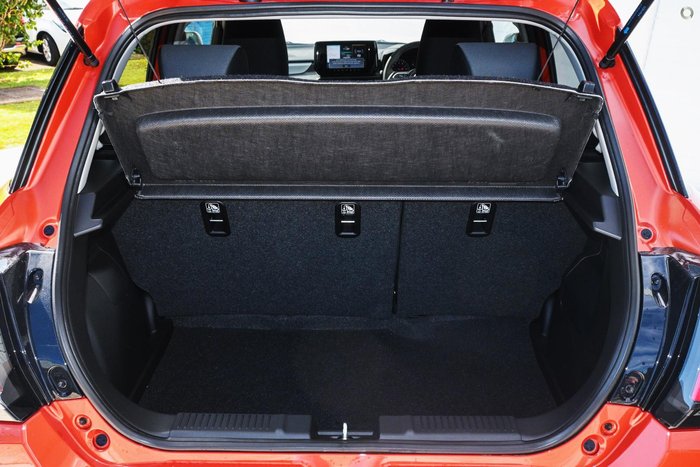 2026 Suzuki Swift Hybrid Plus