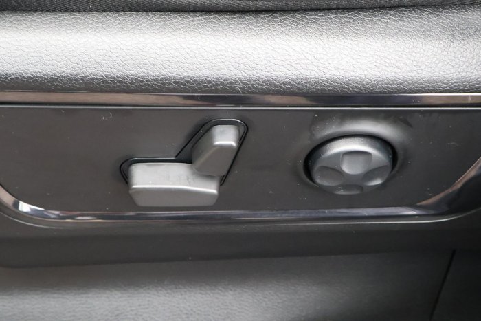 2022 RAM 1500 Limited RamBox