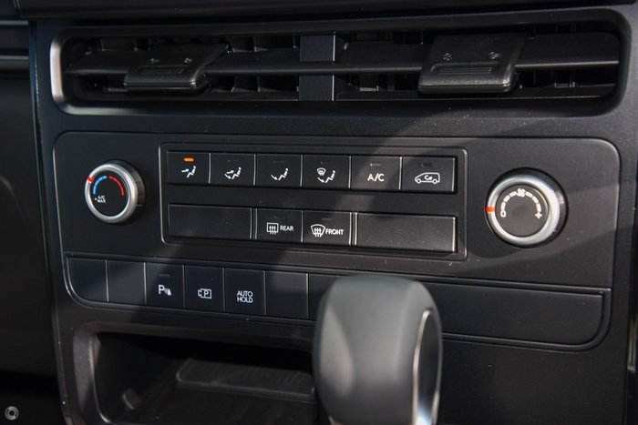 2026 Hyundai STARIA LOAD
