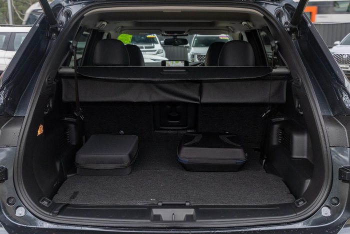2025 Mitsubishi Outlander PHEV Exceed