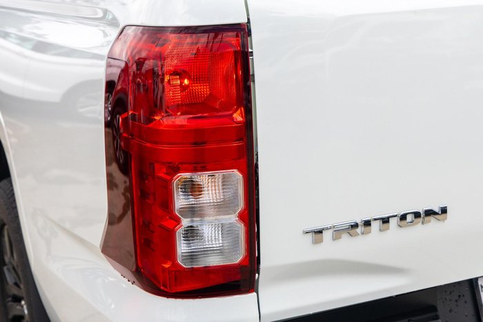 2025 Mitsubishi Triton GLX-R