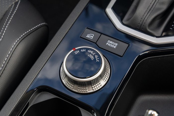 2025 Mitsubishi Triton GLS
