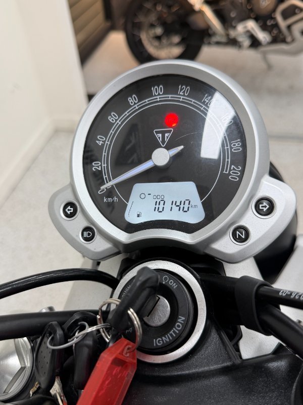 2018 Triumph STREET TWIN Black