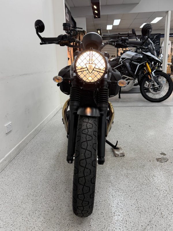 2018 Triumph STREET TWIN Black