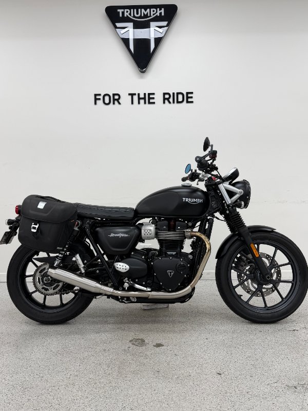 2018 Triumph STREET TWIN Black