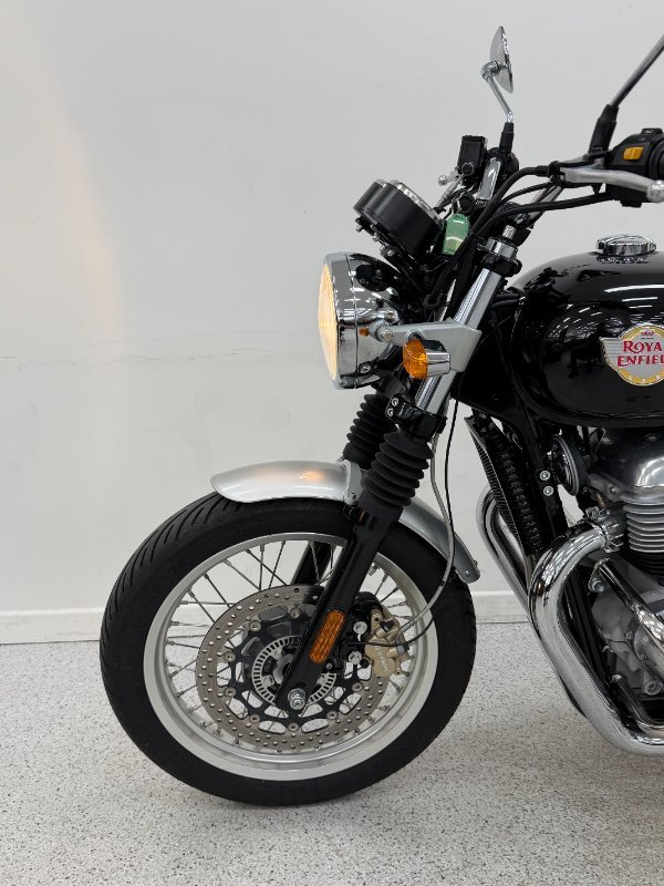2021 Royal Enfield INTERCEPTOR 650 CLASSIC VENTURA BLUE E5
