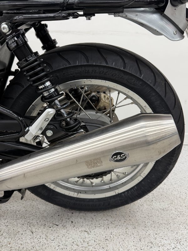 2021 Royal Enfield INTERCEPTOR 650 CLASSIC VENTURA BLUE E5