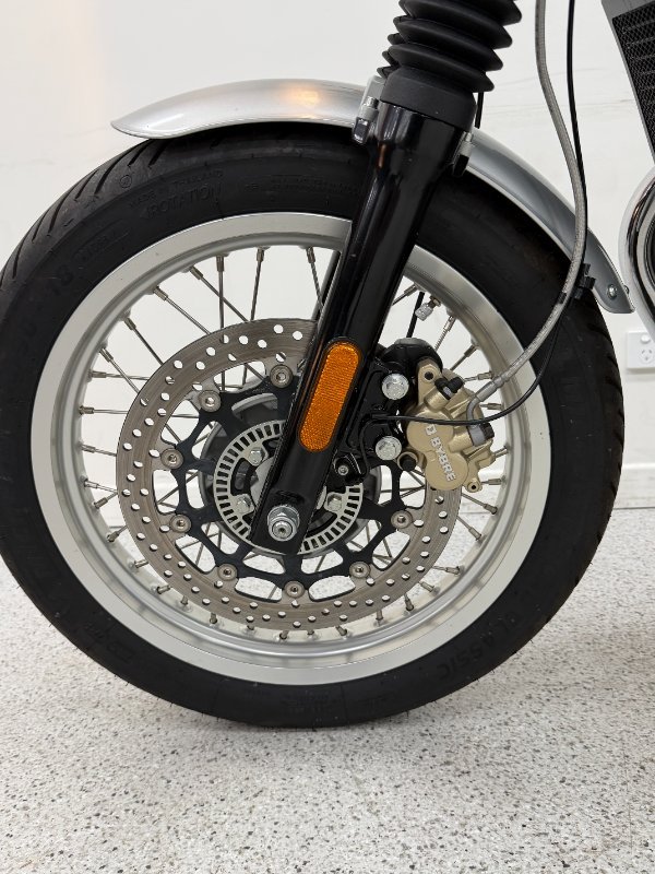 2021 Royal Enfield INTERCEPTOR 650 CLASSIC VENTURA BLUE E5