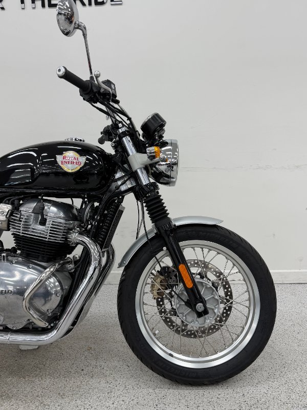 2021 Royal Enfield INTERCEPTOR 650 CLASSIC VENTURA BLUE E5