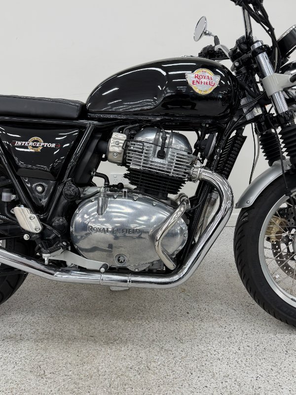 2021 Royal Enfield INTERCEPTOR 650 CLASSIC VENTURA BLUE E5