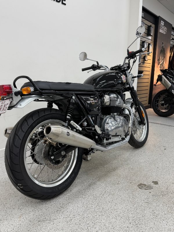 2021 Royal Enfield INTERCEPTOR 650 CLASSIC VENTURA BLUE E5