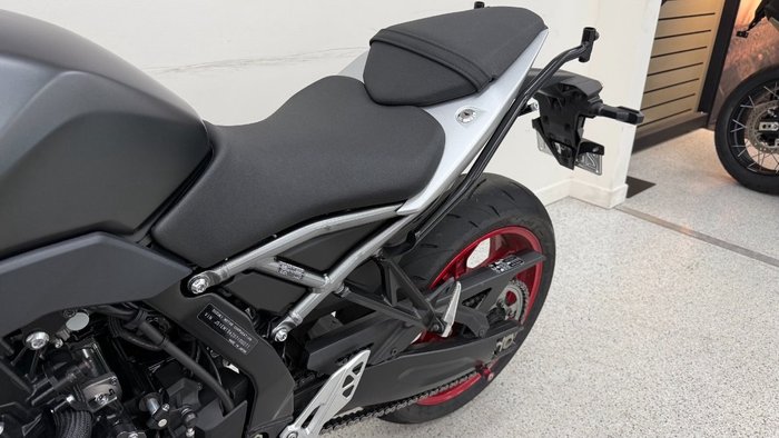 2024 Suzuki 2024 Suzuzki 800CC GSX800FR GSX-8R Silver