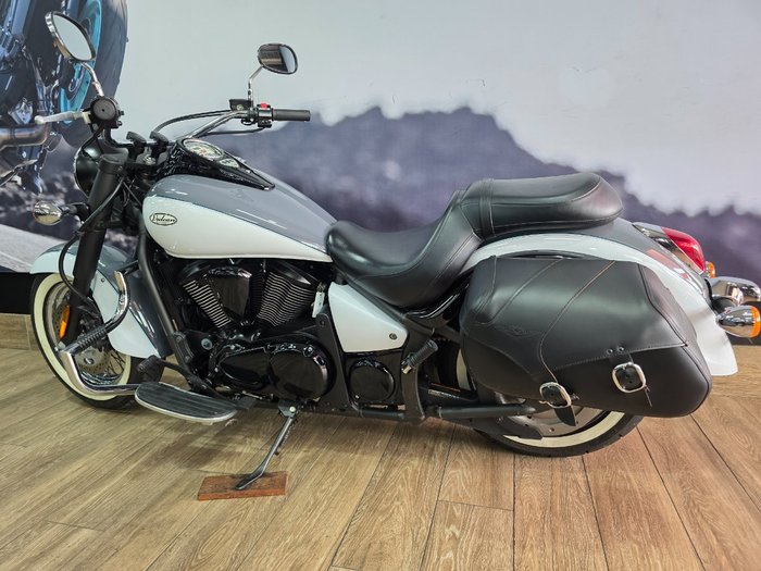 2021 Kawasaki VULCAN 900 (VN900) CUSTOM