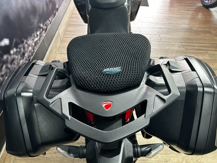 2022 DUCATI MULTISTRADA V2 S GREY