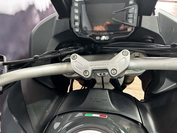 2022 DUCATI MULTISTRADA V2 S GREY