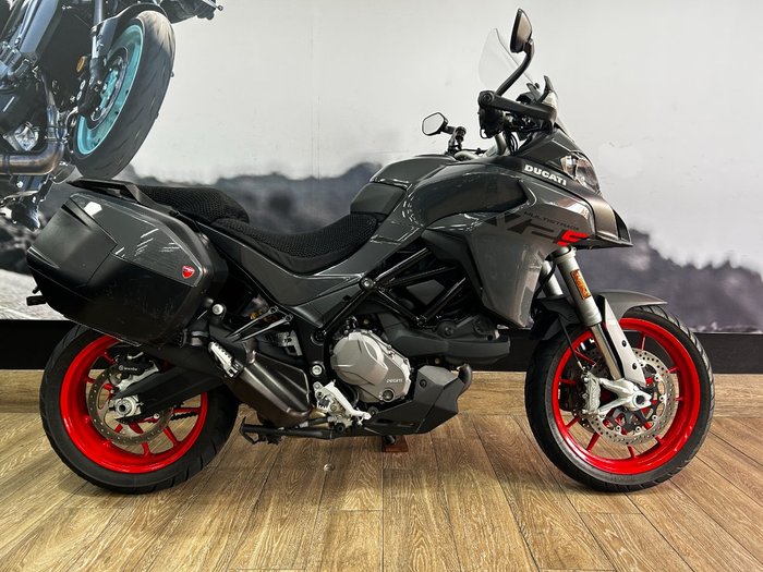 2022 DUCATI MULTISTRADA V2 S GREY