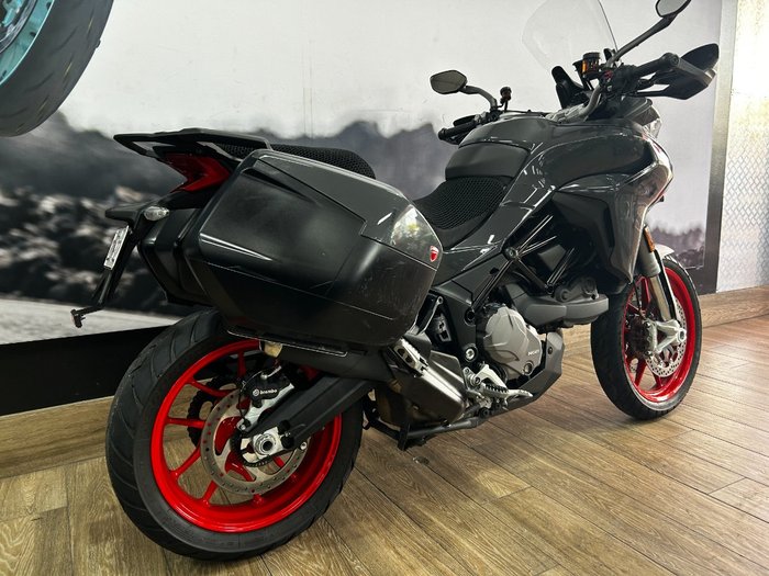 2022 DUCATI MULTISTRADA V2 S GREY