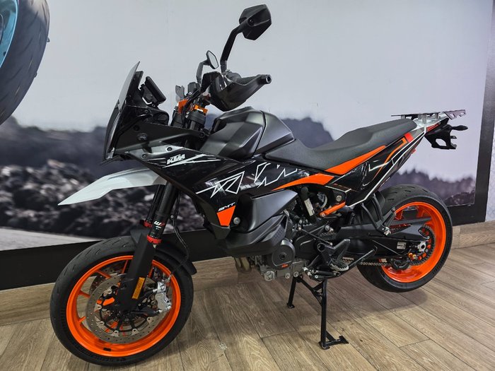 2023 Ktm 890 SM-T Black