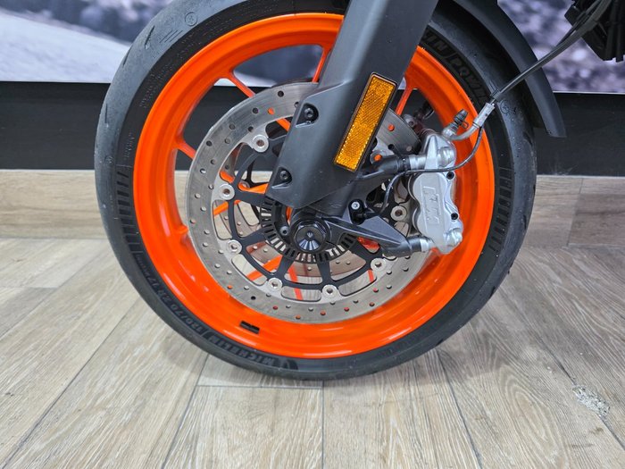 2023 Ktm 890 SM-T Black