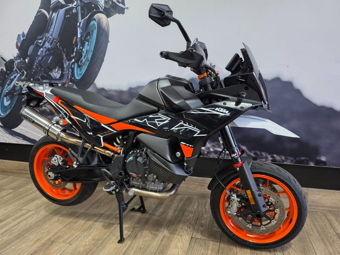 2023 Ktm 890 SM-T Black