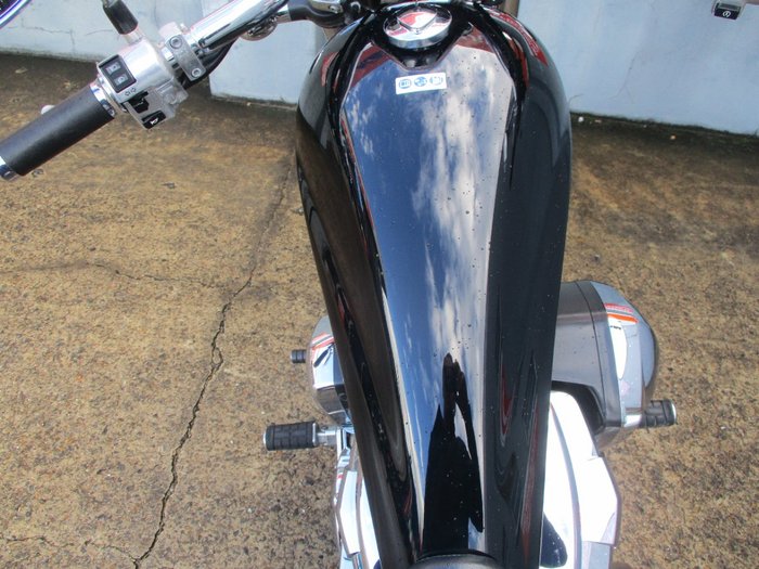 2010 Honda VT1300CX BLACK