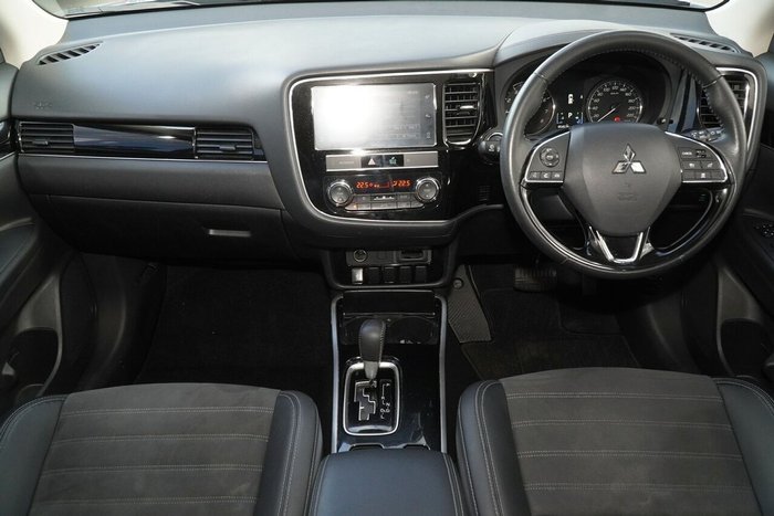 2019 Mitsubishi Outlander LS