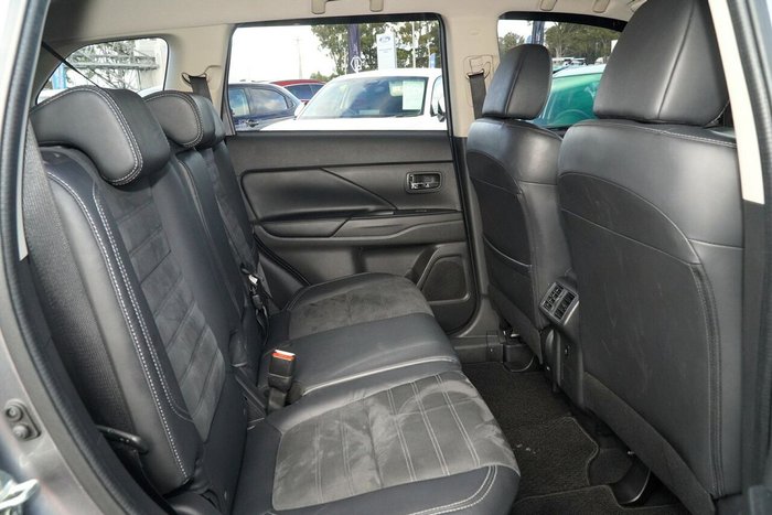 2019 Mitsubishi Outlander LS
