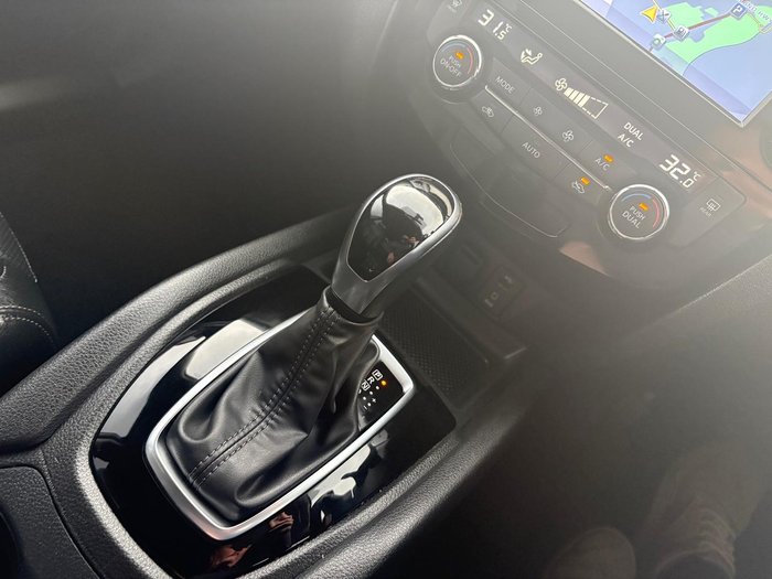 2019 Nissan X-TRAIL ST-L