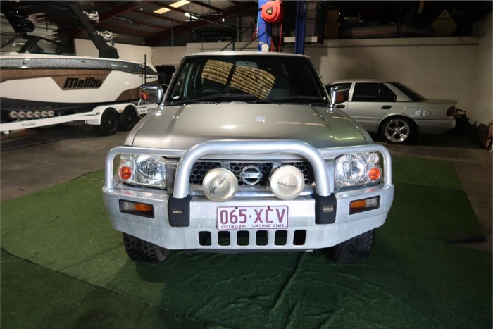 2005 Nissan Navara