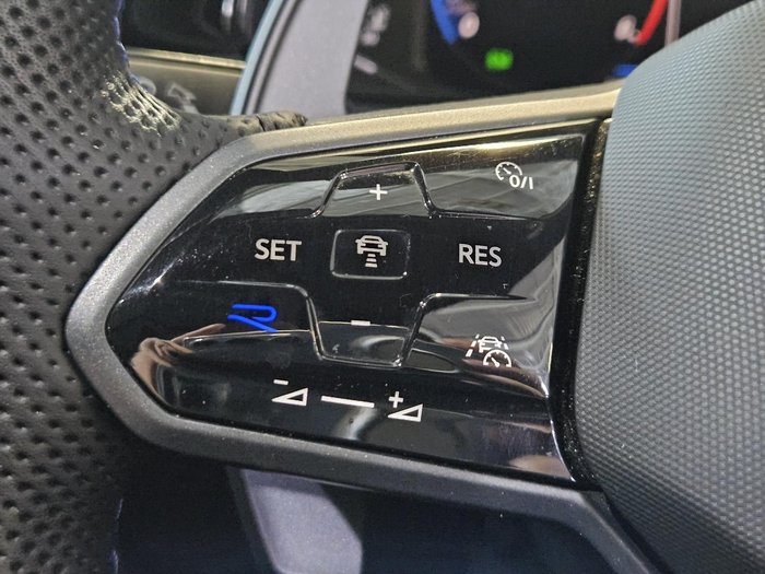 2023 Volkswagen T-Roc R