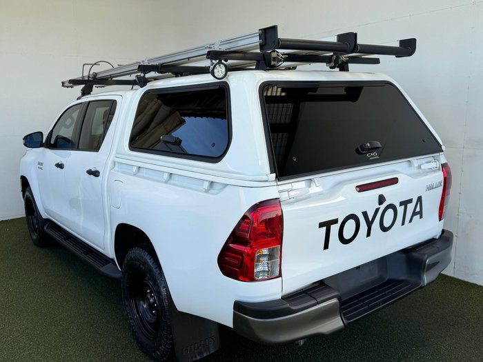 2021 Toyota Hilux SR