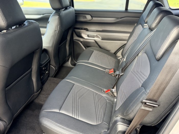 2025 Ford Everest Trend