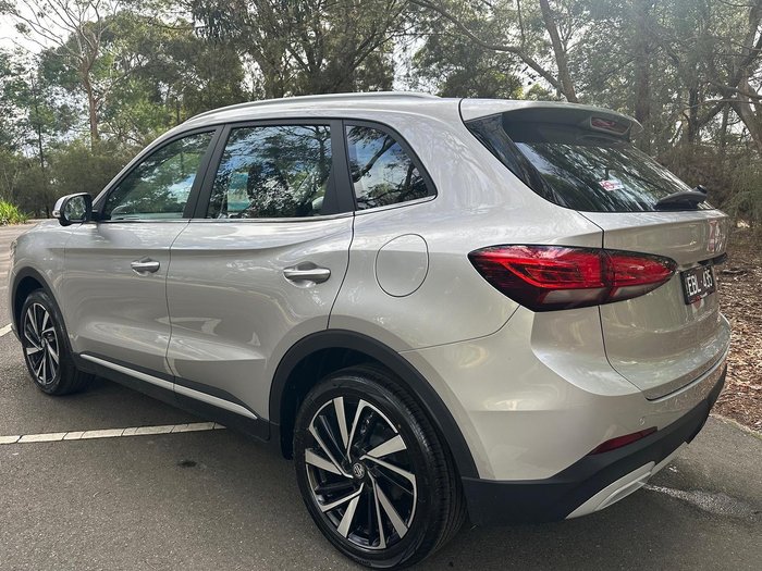 2026 MG ZS Essence Hybrid+ ZS32 MY26 Sloane Silver