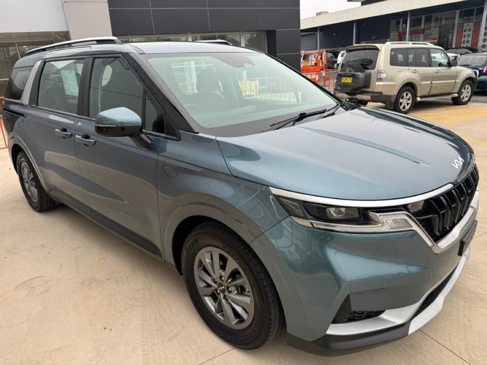 2022 Kia Carnival S