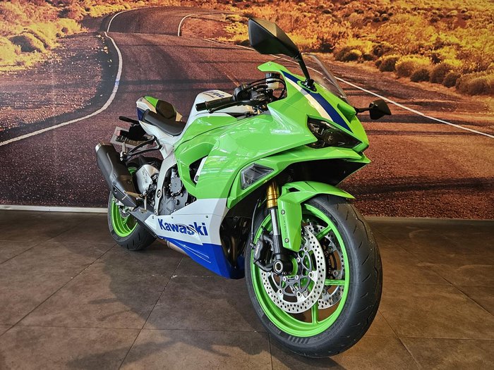 2024 Kawasaki Ninja ZX-6R 40th Anniversary Edition Ninja Green
