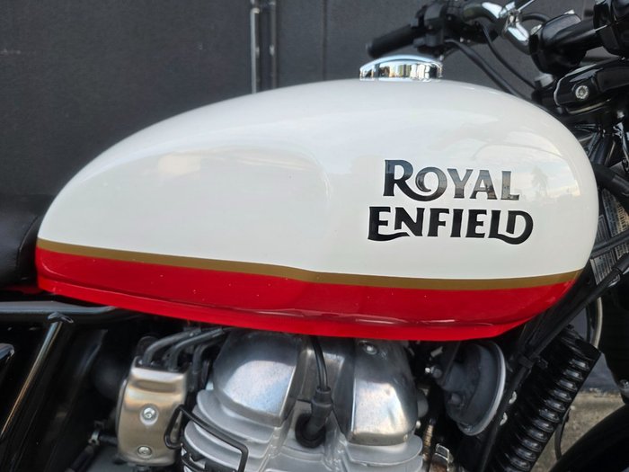2021 Royal Enfield INTERCEPTOR 650 CUSTOM WHITE