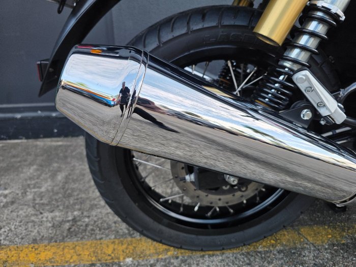 2021 Royal Enfield INTERCEPTOR 650 CUSTOM WHITE