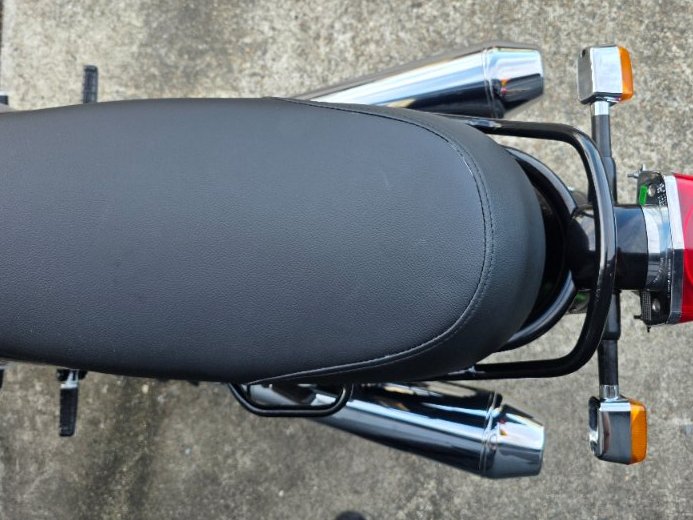 2021 Royal Enfield INTERCEPTOR 650 CUSTOM WHITE