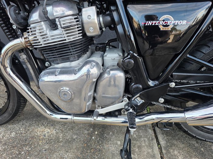 2021 Royal Enfield INTERCEPTOR 650 CUSTOM WHITE