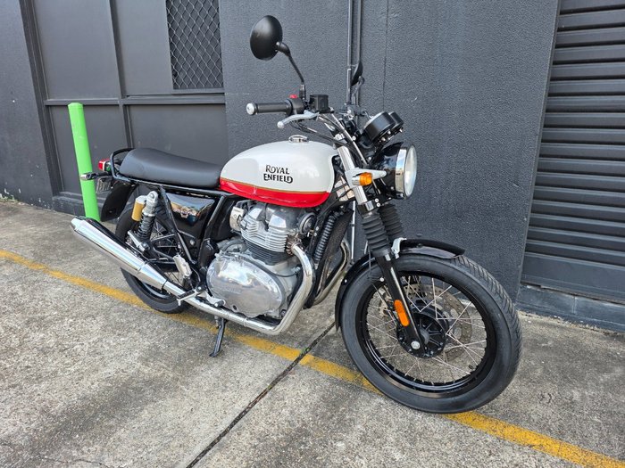 2021 Royal Enfield INTERCEPTOR 650 CUSTOM WHITE