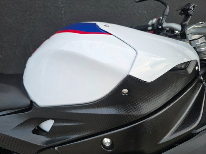 2018 BMW S 1000 R WHITE