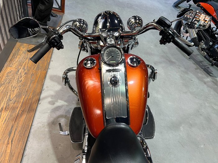 2011 HARLEY-DAVIDSON FLHR ROAD KING