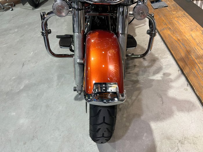 2011 HARLEY-DAVIDSON FLHR ROAD KING
