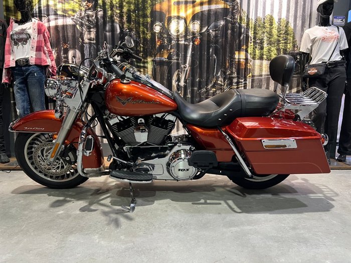 2011 HARLEY-DAVIDSON FLHR ROAD KING