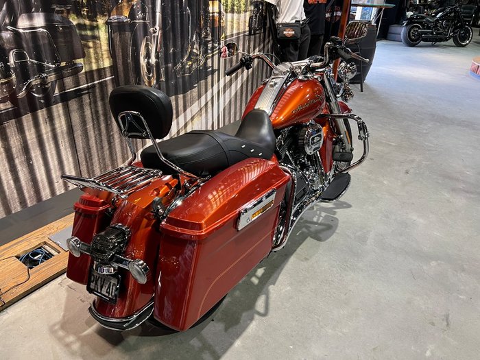 2011 HARLEY-DAVIDSON FLHR ROAD KING