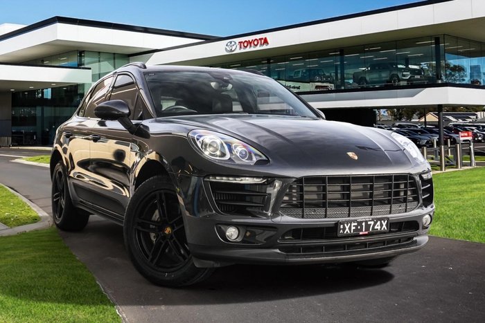 2018 Porsche Macan S