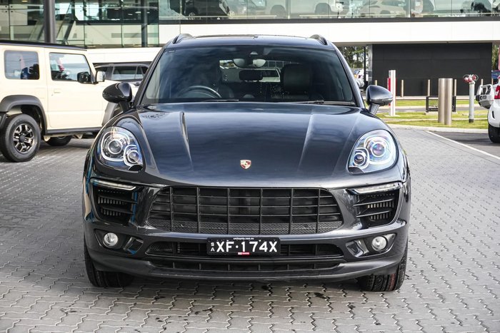 2018 Porsche Macan S